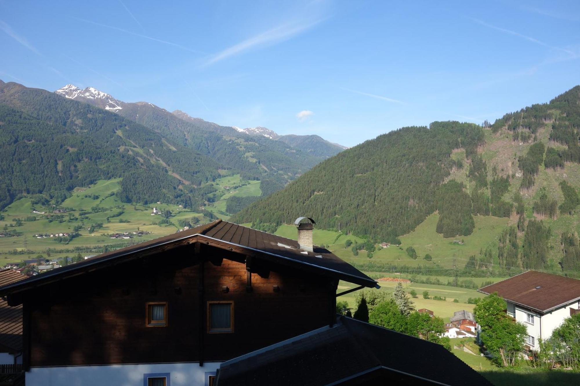 Ferienhaus Resinger Matrei in Osttirol Eksteriør billede